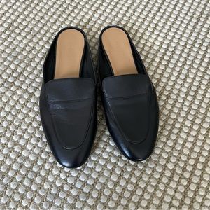 Everlane black leather day loafer mules